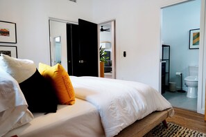 3 slaapkamers, een bureau, een strijkplank/strijkijzer, gratis wifi