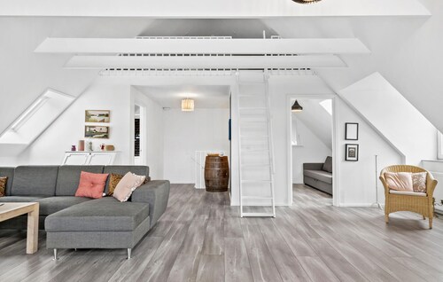 Stunning home in Harboøre with WiFi