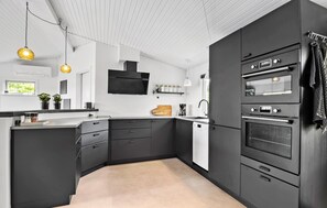 冰箱、洗碗机、茶具/咖啡用具