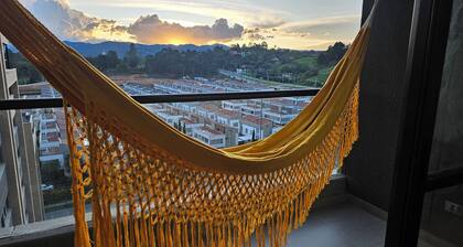 ¡A 15 Minuto del Aeropuerto Internacional J.m.c.! Confortable Unidad Residencial