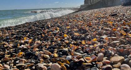 The Timbers Eco-luxe Home With Yoga Cabin