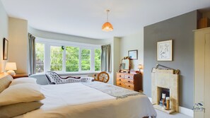 Nhà | 4 phòng ngủ 