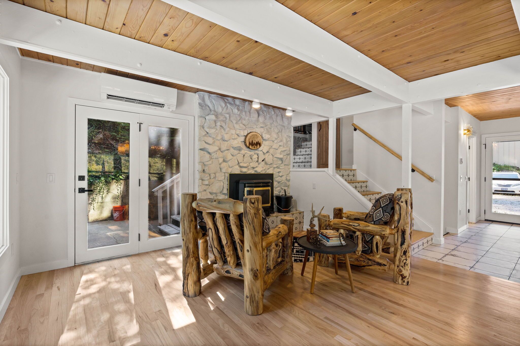 المنشأة من الداخل