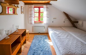 4 bedrooms, free WiFi
