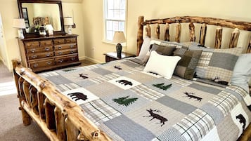 3 bedrooms, desk, iron/ironing board, travel crib