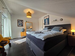 2 chambres, fer et planche Ă repasser, Wi-Fi, draps fournis