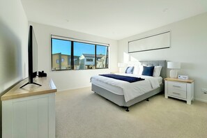 3 soverom, safe på rommet, strykejern/-brett og wi-fi (inkludert)