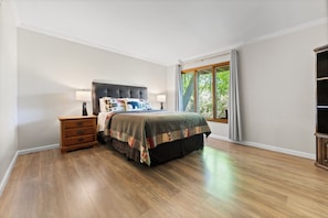3 habitaciones, tabla de planchar con plancha y wifi gratis 