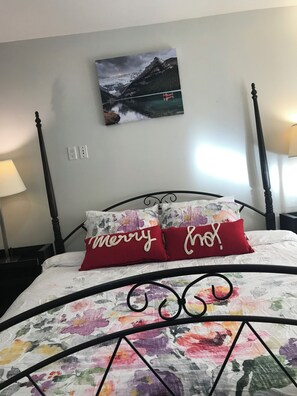 Desk, free WiFi, bed sheets