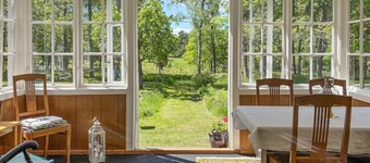 4 bedroom gorgeous home in Vikbolandet