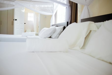 Sábanas de algodón egipcio, ropa de cama de alta calidad y minibar