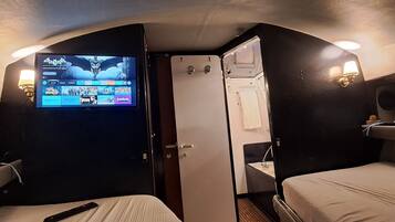 Fer et planche Ă repasser, Wi-Fi, draps fournis