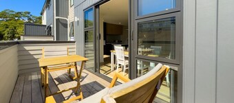 4Bs Newly Built Spacious Townhouse in Forrest Hill