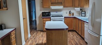 Spacious 28x80 Doublewide Home