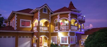 2 Villas in Jamaica-22 guests-Fully staffed