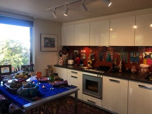 Private kitchen - Elwood Beach Village (Elwood)