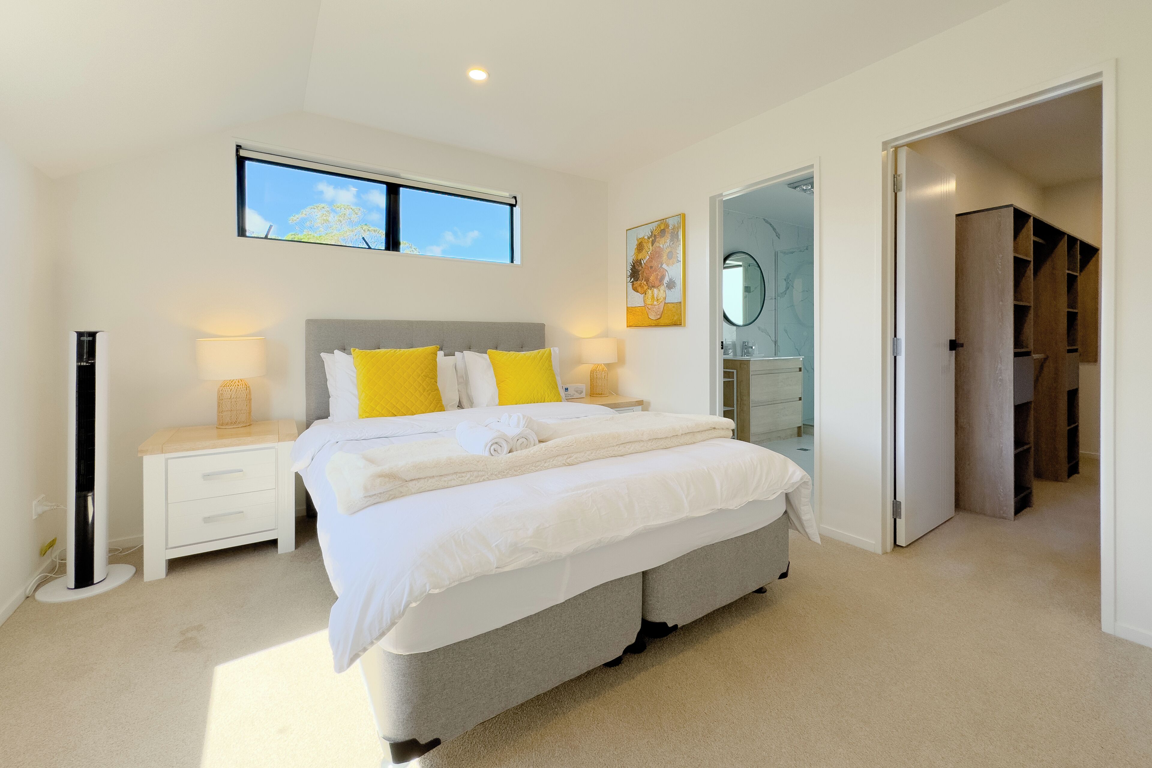 3 habitaciones y caja de seguridad en la habitación 