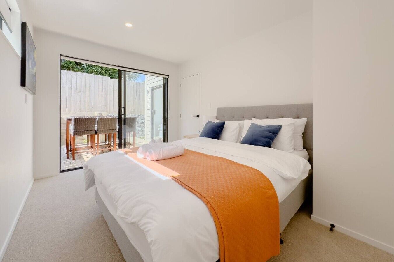 3 bedrooms, WiFi, bed sheets