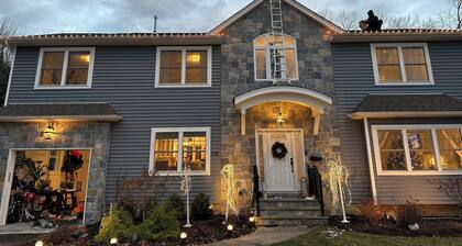 NJ New Construction Luxury Home - Minutes to NYC - Vacation or Staycation