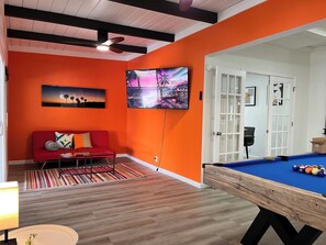 Games room - New House! Family/ HotSpa/BBQ/Game/Gated Parkings, Closed to Top SD Hot-spots! (San Diego)