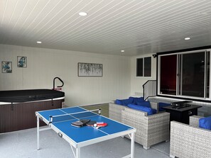 Games room - New House! Family/ HotSpa/BBQ/Game/Gated Parkings, Closed to Top SD Hot-spots! (San Diego)