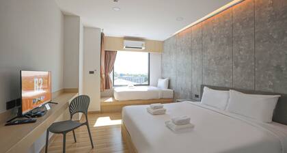 B2 Bang Saen Premier Hotel