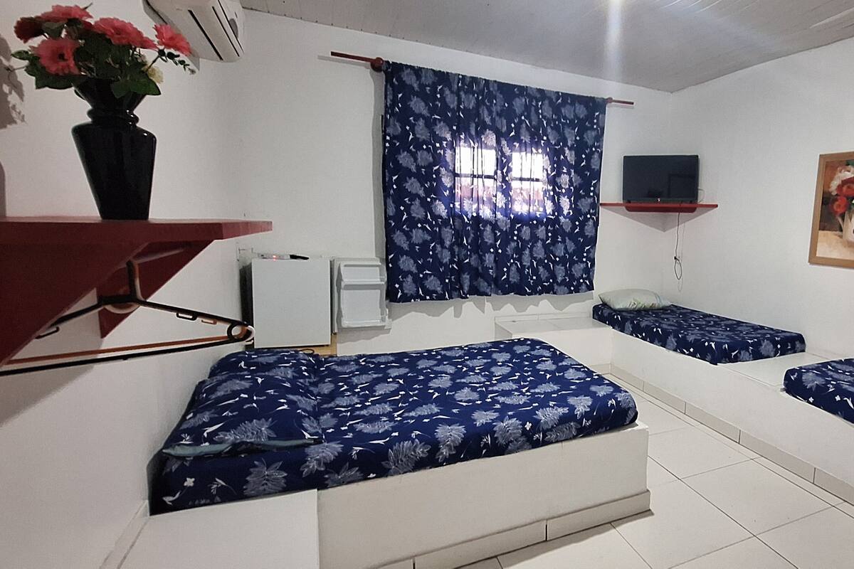 Standard Quadruple Room | Free WiFi, bed sheets
