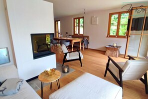 Smart TV, fireplace - Relax in our dream holiday flat with sauna and mountain views! (Bayrischzell)