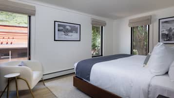 Quarto superluxo, 1 cama King, vista para a montanha | Roupas de cama premium, camas com colchões pillow-top