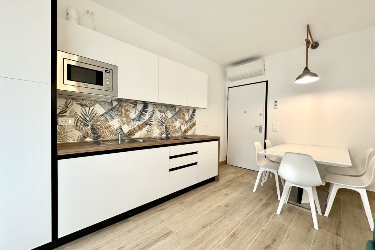 Microondas y lavavajillas 