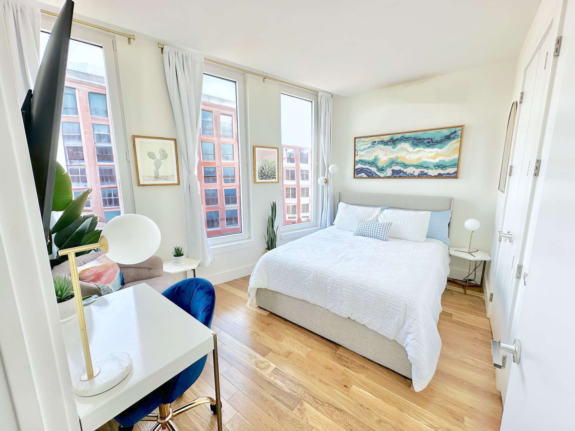 1 habitación, escritorio, tabla de planchar con plancha y wifi gratis 