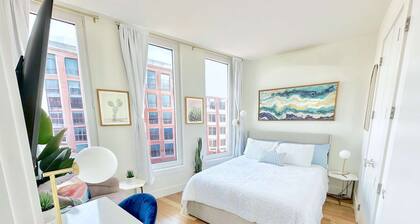 Luxury 1BDR - Private Terrace - Elevator - Gym - Lounge -Rooftop - Greenpoint