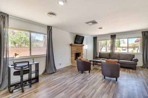 Smart TV - Peaceful & Modern Ridgecrest Retreat: Spacious 4-Bed Home w/ Private Yard (Ridgecrest)