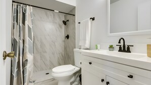 Unclassified image, 5 of 12, button - Peaceful & Modern Ridgecrest Retreat: Spacious 4-Bed Home w/ Private Yard (Ridgecrest)