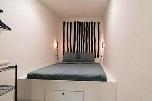 2 makuuhuonetta, silitysrauta/-lauta, Wi-Fi, vuodevaatteet