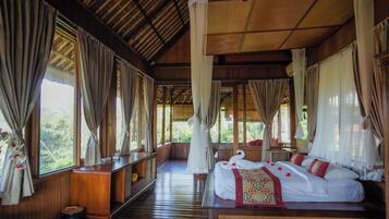 Villa, 2 Bedrooms, Garden View | 2 bedrooms, minibar, desk, free WiFi