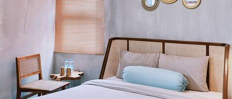 Business Room, 1 Queen Bed, Non Smoking