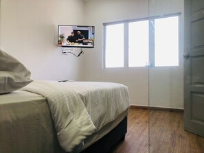 Grand-dobbeltværelse - 1 queensize-seng | Gratis Wi-Fi, sengetøj
