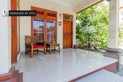 Collection O Near Seminyak Beach Formerly The Kumpi Hotel