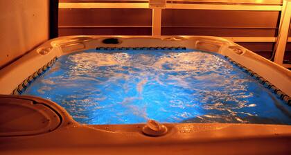 Super Cute, 1 Bedroom cottage
close to the river, and 6 miles to the Casino