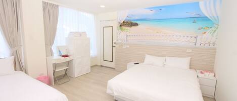 Premier Villa, Balcony, Mountain View | Desk, laptop workspace, soundproofing, free WiFi