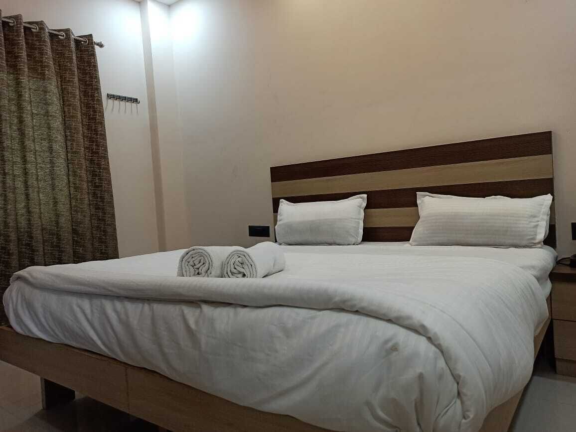 9 Schlafzimmer, Bügeleisen/Bügelbrett, WLAN, Bettwäsche