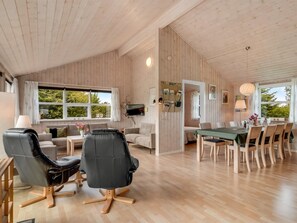 Fernseher, Kamin