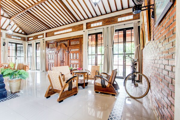 Lobby sitting area