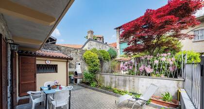 Lucy In The Sky of Gignese