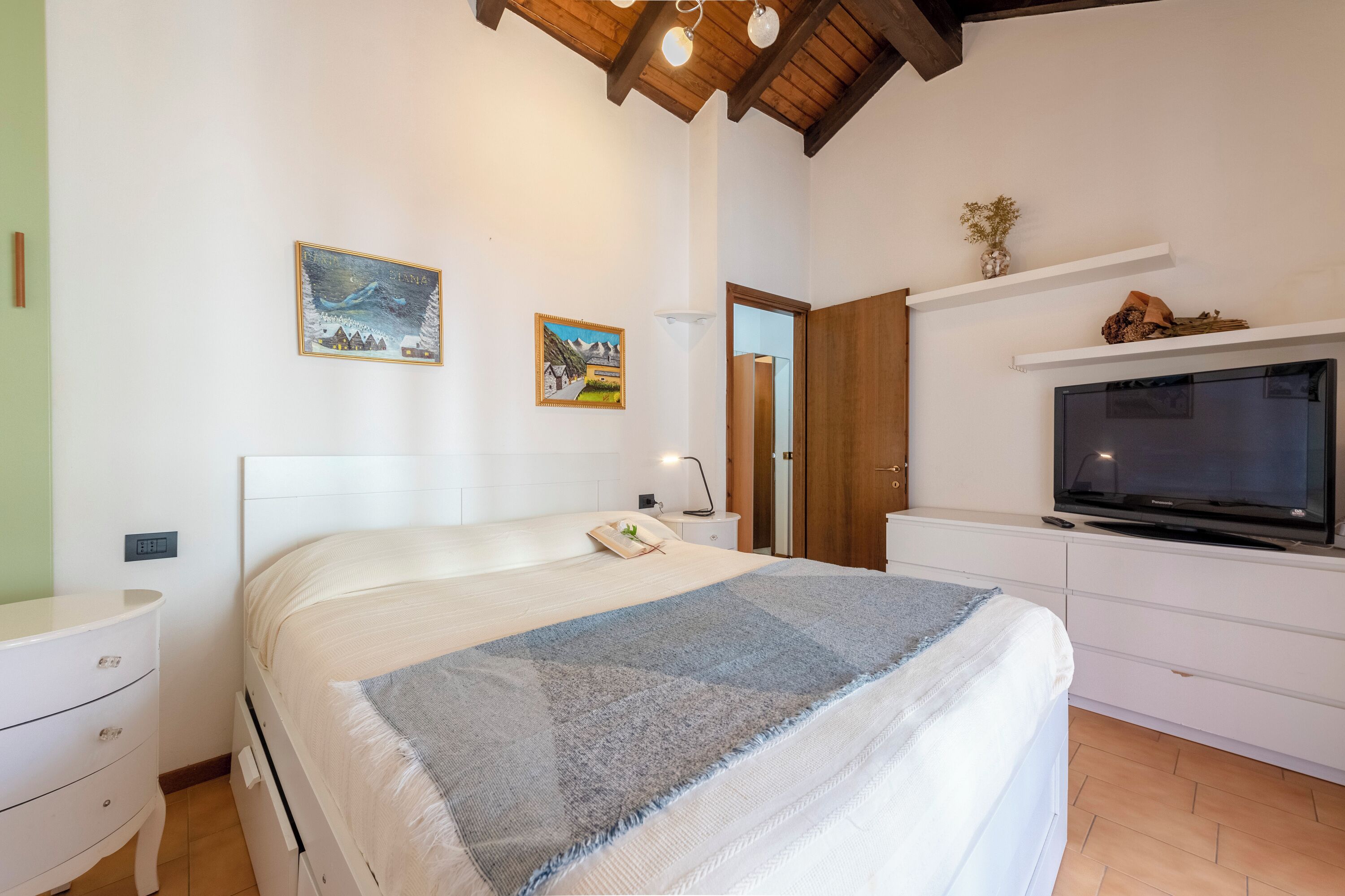 2 bedrooms, free WiFi, bed sheets
