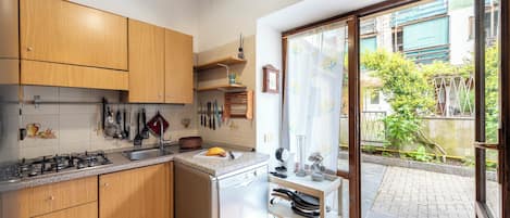 Maison Familiale, 2 chambres, cÎté montagne (Lucy In The Sky of Gignese) | Cuisine privée