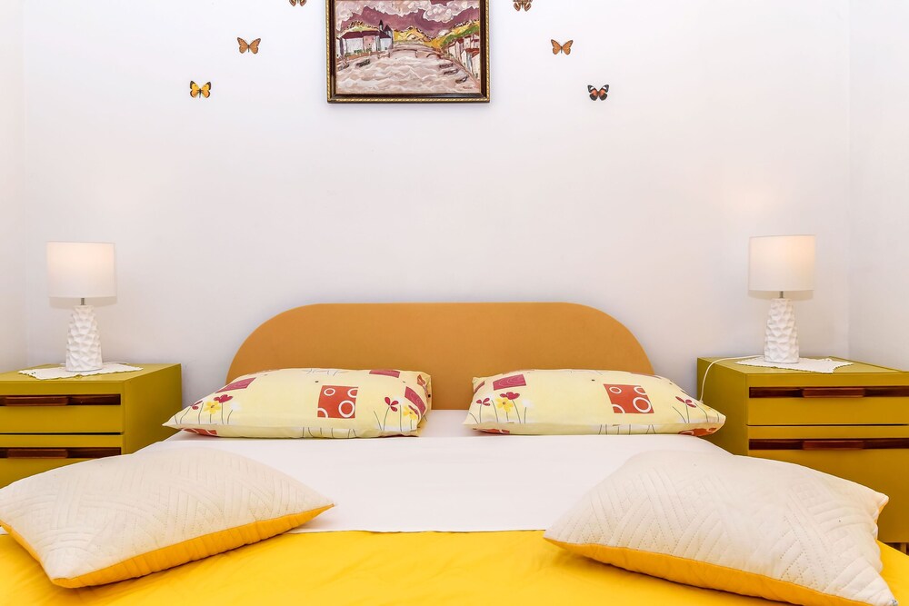 Apartments Tabak (113221A1) Okrug Gornji (Ciovo) Okrug Gornji Vrbo