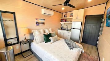 1 quarto, escrivaninha, Wi-Fi, roupa de cama