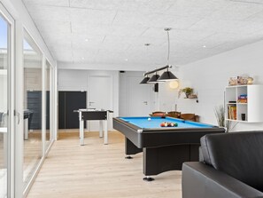 Spielezimmer